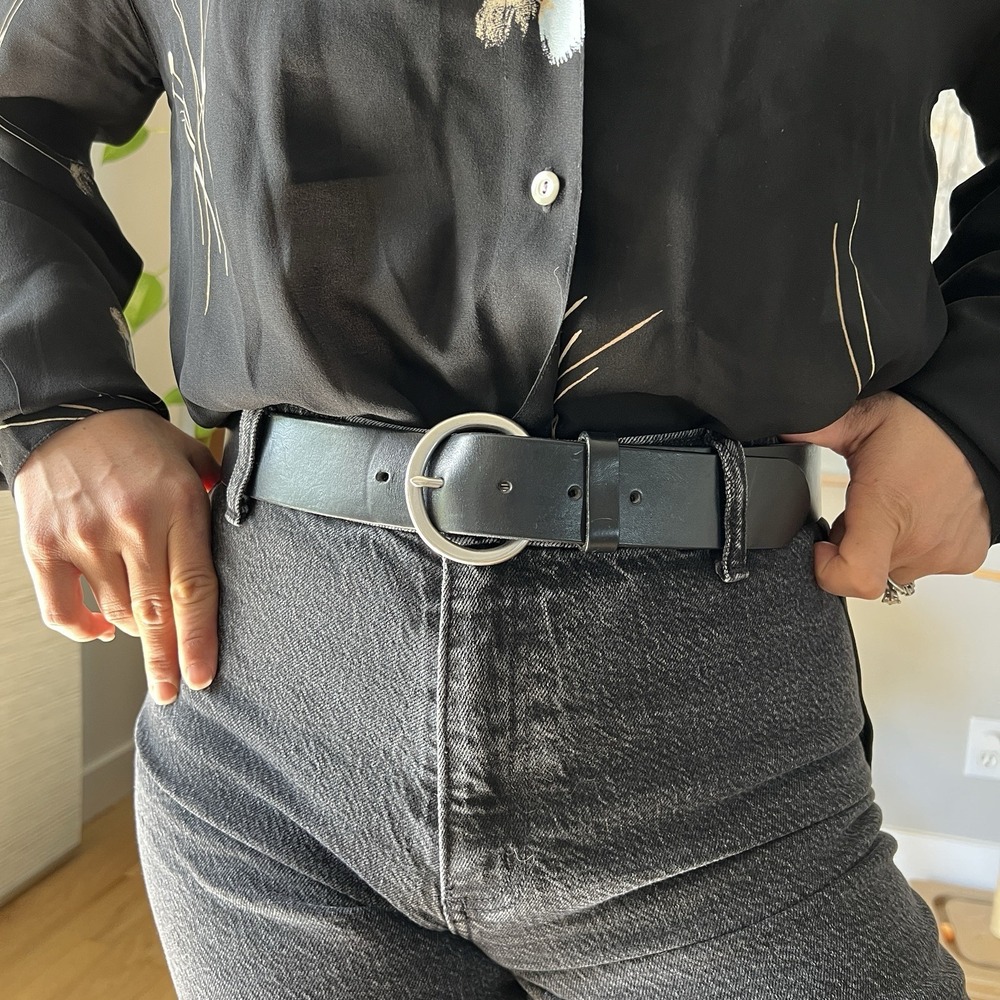 Vintage y2k Gap Genuine Leather Belt Black Silver O Ring USA Small Minimalist